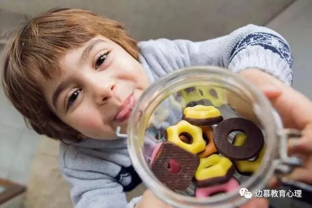孩子撒谎背后的心理_撒谎背后心理孩子的表现_撒谎的孩子以后会怎么样